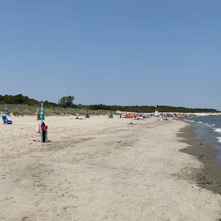 Locazione Turistica Mare Pineta-3 *