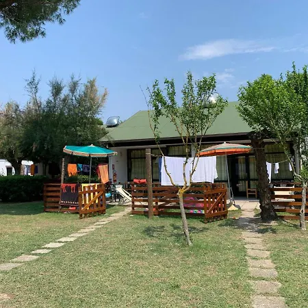 Locazione Turistica Mare Pineta-3 Holiday home *